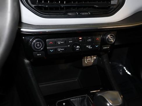 Used 2023 Jeep Compass Limited AWD/4WD image 20