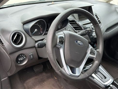 Used 2014 Ford Fiesta Titanium image 12