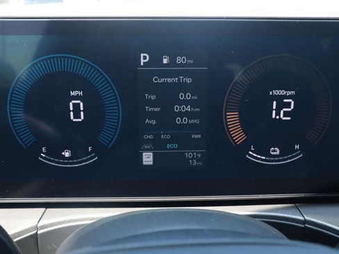 New 2026 Hyundai Santa Fe SE FWD image 11