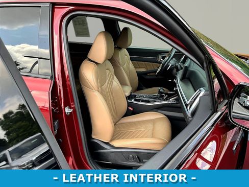 Used 2025 Kia Sorento SX Prestige w/ Olive Brown Leather Package AWD/4WD image 30