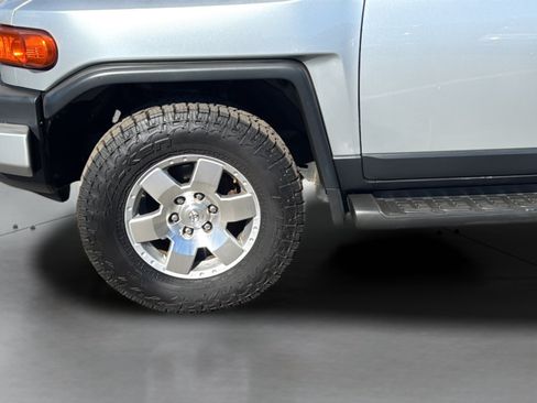 Used 2007 Toyota FJ Cruiser 4WD w/ Upgrade Pkg 2 image 36