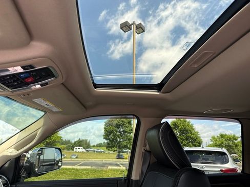 Used 2020 RAM 3500 Laramie AWD/4WD image 2