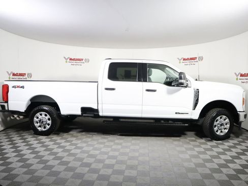 Used 2024 Ford F350 XLT image 5