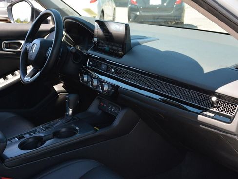 Used 2023 Honda Civic Touring image 21