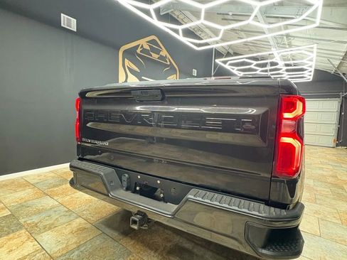 Used 2022 Chevrolet Silverado 1500 Custom image 8