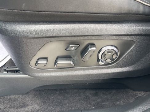 Used 2023 Hyundai Palisade Calligraphy w/ Cargo Package image 24