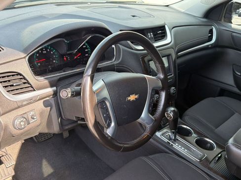 Used 2016 Chevrolet Traverse LT AWD/4WD image 4