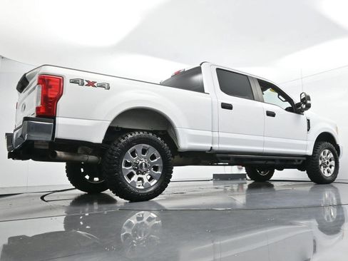 Used 2017 Ford F250 XL w/ Power Equipment Group AWD/4WD image 48