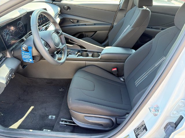 New 2026 Hyundai Elantra SEL FWD image 22