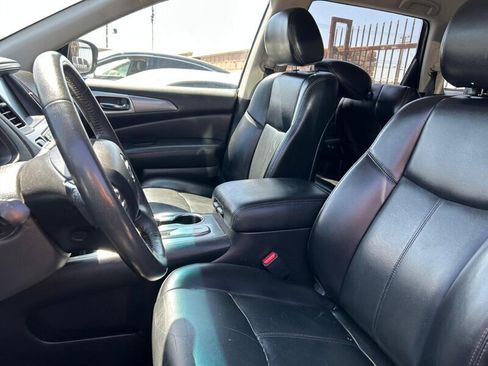 Used 2018 Nissan Pathfinder SL image 22