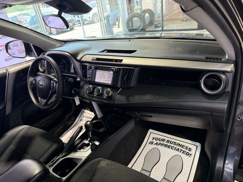 Used 2017 Toyota RAV4 LE FWD image 53