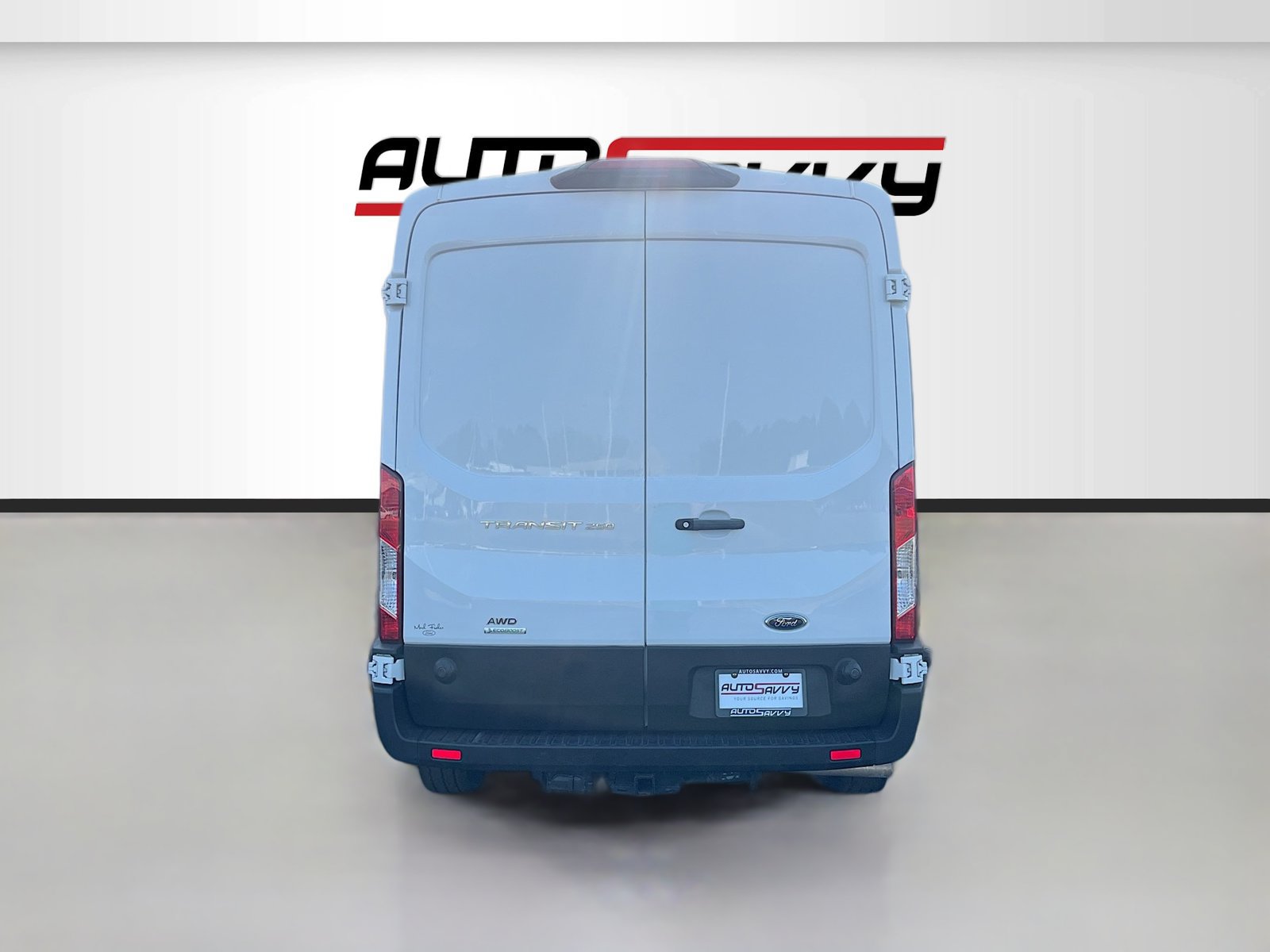 Used 2024 Ford Transit 250 148 Medium Roof Extended AWD image 6