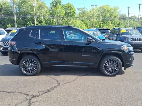 Certified 2023 Jeep Compass High Altitude AWD/4WD image 9