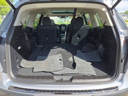 Certified 2025 Subaru Ascent Bronze Edition AWD/4WD image 17