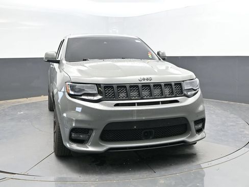 Used 2019 Jeep Grand Cherokee SRT w/ Trailer Tow Group IV AWD/4WD image 2