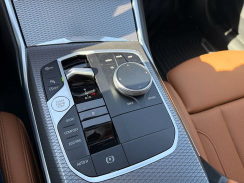 Used 2026 BMW 330i xDrive Sedan w/ M Sport Package image 23