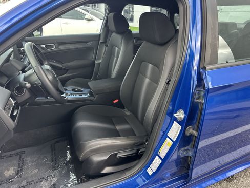 Used 2024 Honda Civic Sport image 3