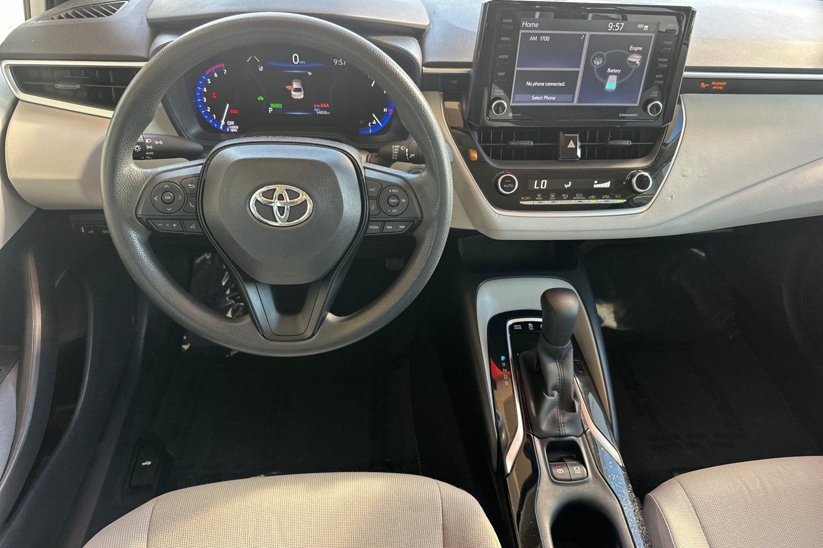 Used 2022 Toyota Corolla LE FWD image 17