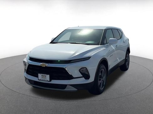 Used 2025 Chevrolet Blazer LT FWD image 6
