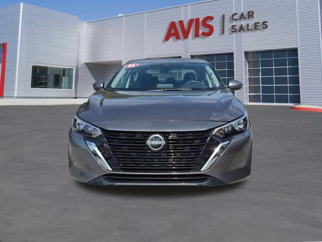 Used 2025 Nissan Sentra SV FWD image 2