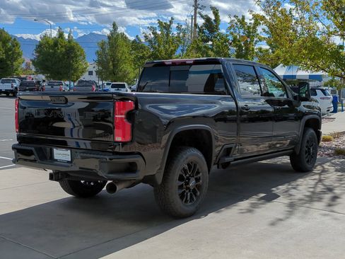 New 2026 Chevrolet Silverado 3500 High Country w/ Midnight Edition image 5