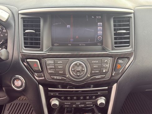 Used 2020 Nissan Pathfinder SL FWD image 29