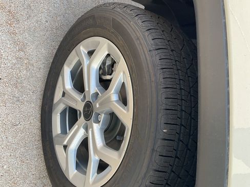 New 2026 Jeep Compass Latitude image 7