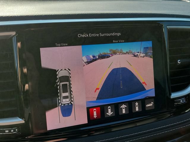 New 2027 Chrysler Pacifica Select FWD image 16