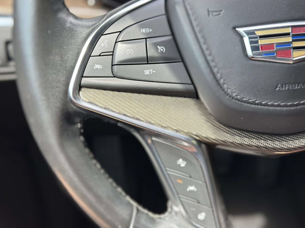 Used 2019 Cadillac XT5 Platinum AWD/4WD image 37