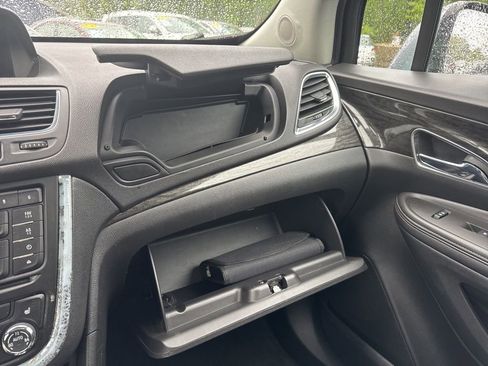 Used 2015 Buick Encore Leather w/ Experience Buick Package image 30