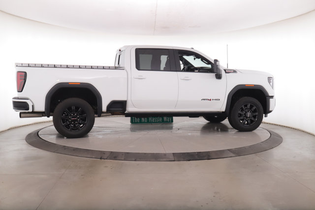 Used 2025 GMC Sierra 3500 AT4 w/ AT4 Premium Plus Package AWD/4WD image 6