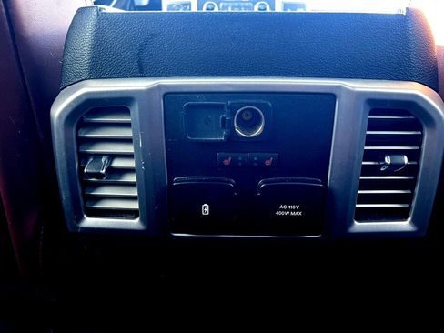 Used 2019 Ford F250 Platinum w/ Platinum Ultimate Package image 29