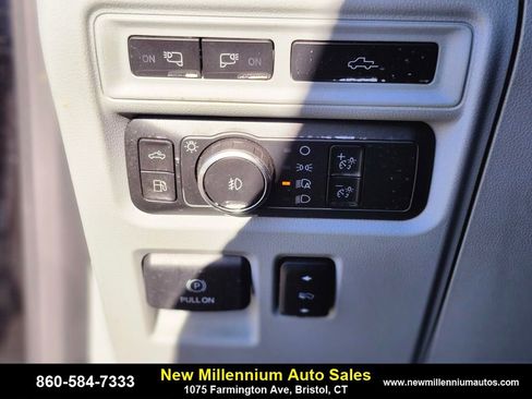 Used 2022 Ford F150 Limited image 25