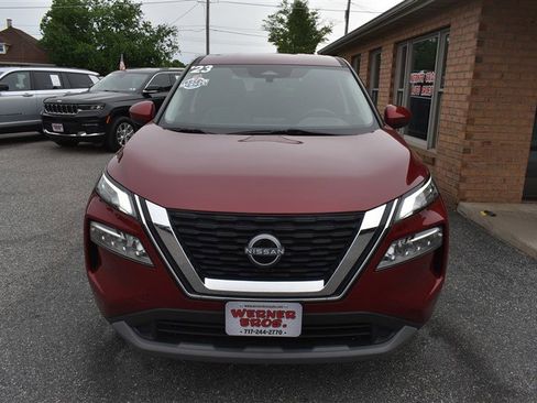 Used 2023 Nissan Rogue SV AWD/4WD image 9