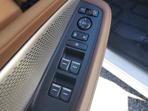 Certified 2023 Acura MDX FWD w/ Technology Package image 21