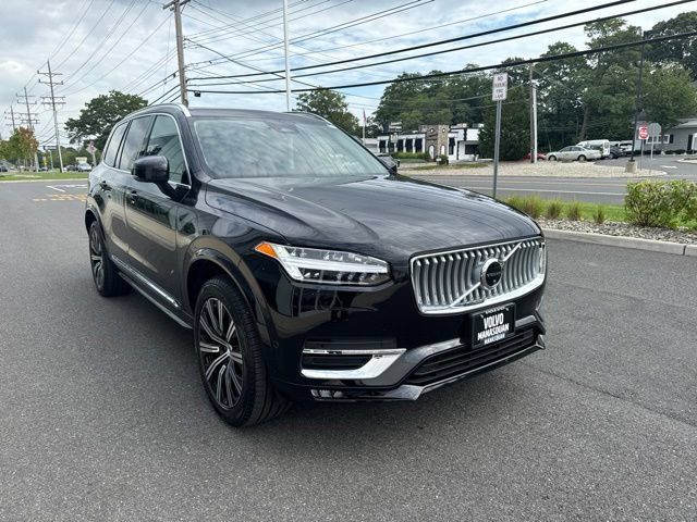 Used 2024 Volvo XC90 B6 Plus w/ Protection Package Premier AWD/4WD image 6