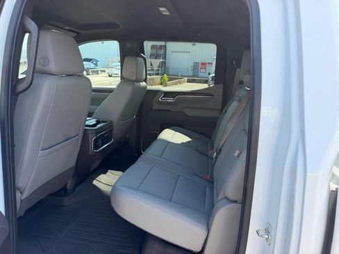 Used 2025 GMC Sierra 1500 SLT w/ SLT Premium Plus Package AWD/4WD image 7