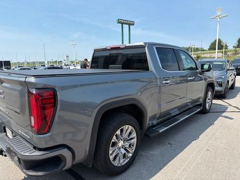 Used 2021 GMC Sierra 1500 Denali w/ Driver Alert Package II AWD/4WD image 5