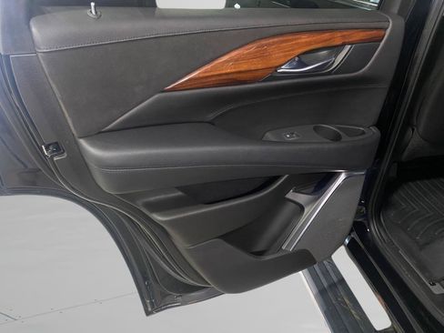 Used 2015 Cadillac Escalade Premium AWD/4WD image 14