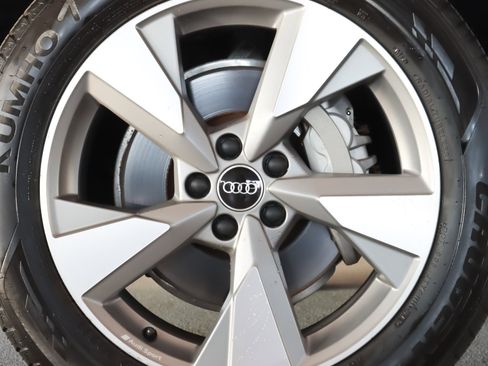 Used 2023 Audi Q5 2.0T Premium Plus w/ Premium Plus Package image 7