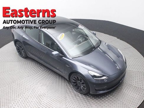 Used 2023 Tesla Model 3 Performance image 3