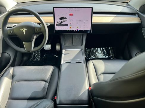 Used 2021 Tesla Model Y Performance image 20