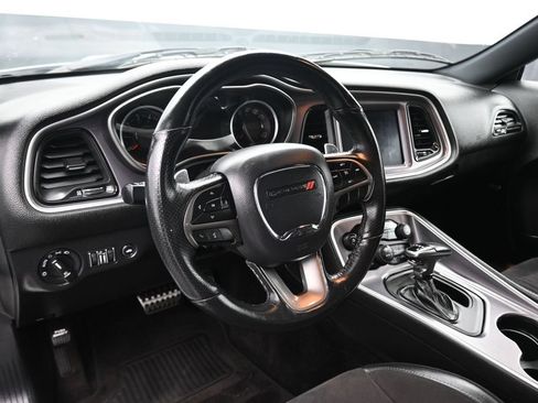 Used 2019 Dodge Challenger GT w/ Plus Package RWD image 14