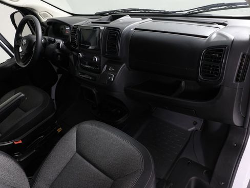 Used 2025 RAM ProMaster 2500 w/ Convenience Group FWD image 26