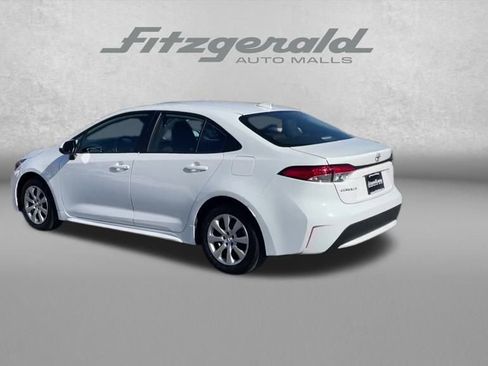 Used 2022 Toyota Corolla LE image 39