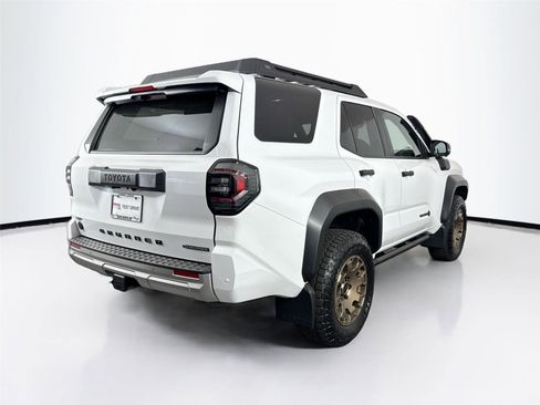 Certified 2025 Toyota 4Runner Trailhunter AWD/4WD image 5