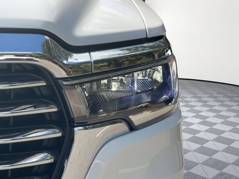 Used 2026 RAM 1500 Laramie w/ Advanced Safety Group II AWD/4WD image 12