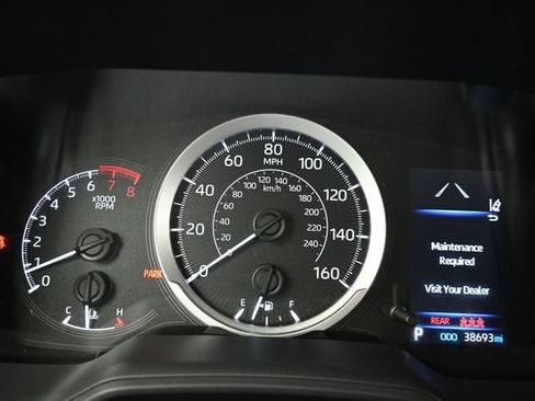 Used 2022 Toyota Corolla LE FWD image 16