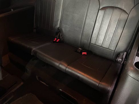 Used 2015 GMC Acadia Denali image 23