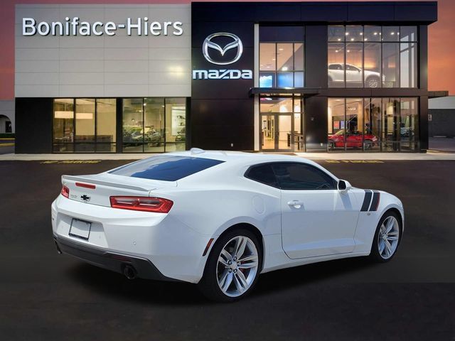 Used 2017 Chevrolet Camaro LT RWD image 4